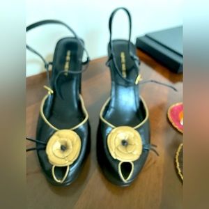 Beautiful Nine West black and gold sandals circa 1996. Never worn.